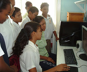Caribbean school children to benefit from Commonwealth and Microsoft collaboration