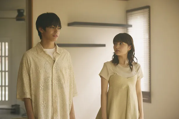 【写真】心の中で真央(神尾楓珠)を思い続ける由宇(葵わかな)