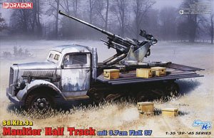 WWII ドイツ軍 Sd.Kfz.3a マウルティア ハーフトラック 3.7cm Flak37 搭載型 マジックトラック/3Dプリントマズルブレーキ/金属製車幅ポール/弾薬ケース付属 (プラモデル)