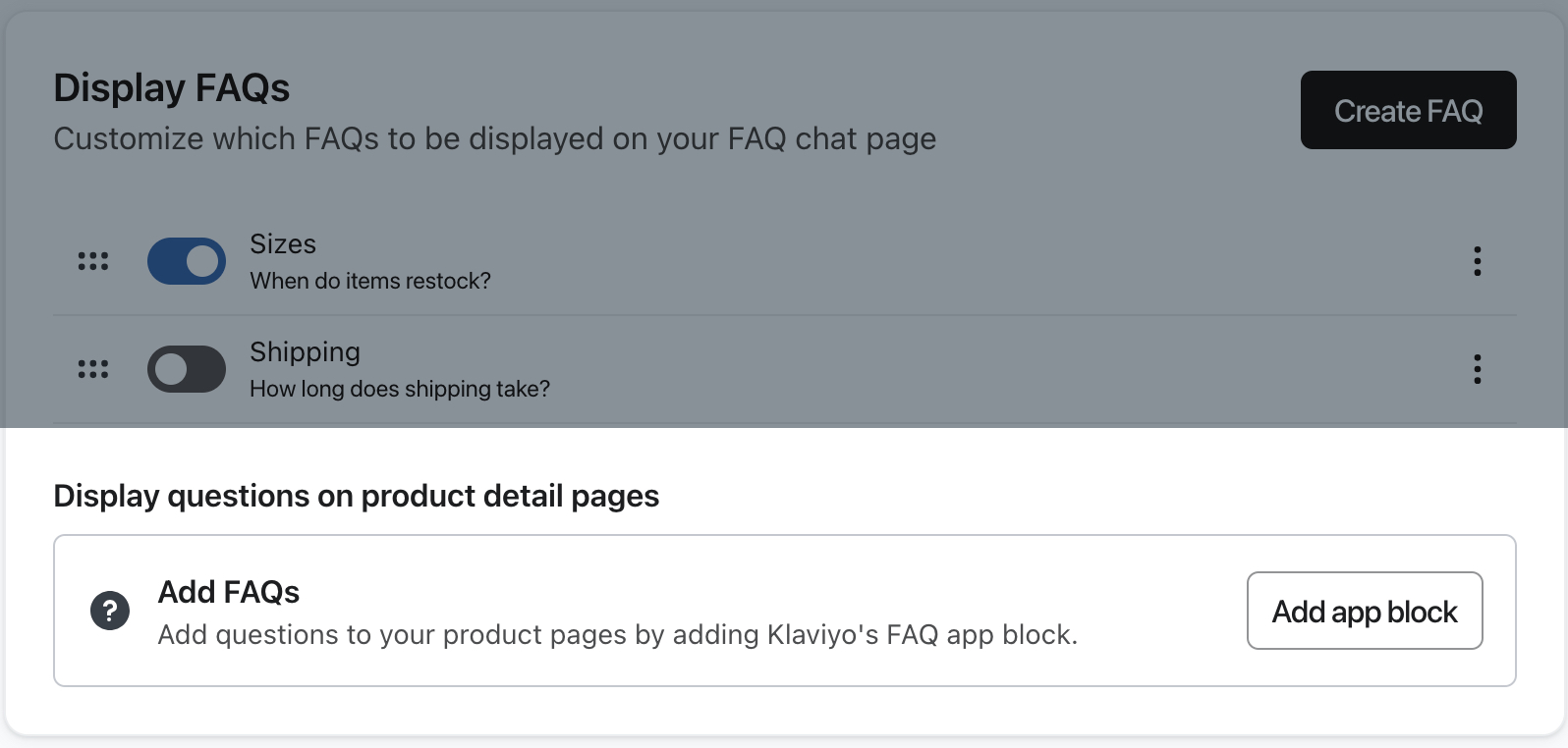 El botón Añadir bloque de app en el menú Mostrar preguntas frecuentes de Klaviyo.