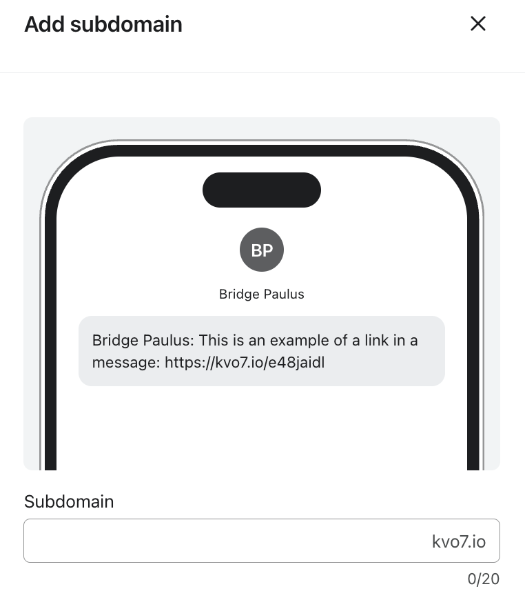 Interface de configurações para adicionar um link com a marca Klaviyo mostrando um modal com campos para domínio raiz e subdomínio
