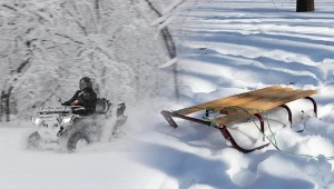 Bronowice, Lubuskie. Nie żyje 49-latek, który podczas kuligu uderzył głową w słup energetyczny (zdj. ilustracyjne)