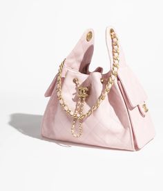 Luxury Tote Bags, Louis Vuitton Dress, Pretty Bags, Christian Louboutin Shoes, Pink Brand, Essential Bag, Jimmy Choo Shoes, Go Shopping, Small Bag