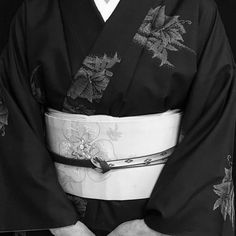 Kimono Icon, Japanese Gothic Aesthetic, Japanese Culture Traditional, Emperor Geta Aesthetic, Yakuza Aesthetic, Hashira Aesthetic, Black Japanese Aesthetic, Japanese Royalty Aesthetic, Taisho Era Aesthetic