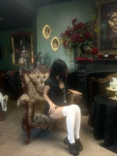 #goth #gothiccoffeeshop #photo #maryjane #loafers #miniskirt #aesthetic #digitalcamera #inspo #outfit #fashion Gothic Victorian Vampire Aesthetic, Women In Costumes, Goth Boho Style, Vintage Gothic Fashion, Rocker Outfit Ideas, Retro Goth Aesthetic, Soft Goth Core, Goth Feminine, Vamp Romantic Aesthetic