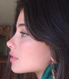 Perfect Side Profile, Flequillo Corto, Pretty Nose, Perfect Nose, Button Nose, Nose Surgery, Body Goals Inspiration, Face Skin, Beauty Face