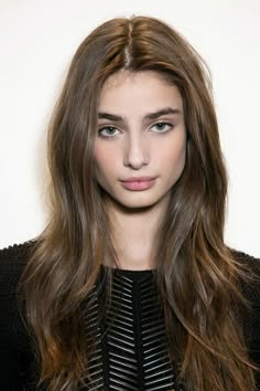 taylor hill | victoria’s secret high fashion show Taylor Hill Cheekbones, Natural Level 7, Hair Eyebrow, Model Brown Hair, Models With Brown Hair, Taylor Hill Hair Color, Taylor Hill Curly Hair, Taylor Hill Hair Long, Models Brunette Hair