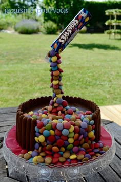 there is a cake made to look like it has some candy on top of it