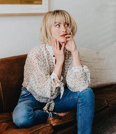 57.8k Likes, 187 Comments - Julianne Hough (@juleshough) on Instagram: “Me when I realize we’re already 2 weeks into 2019… 👀” Julianne Hough Hair Bangs, Julianne Hough Bangs, Julianne Hough Hair 2023, Julianne Hough Hair 2024, Julianne Hough Haircut, Juliana Hough Short Hair, Julia Hough Hair, Julianne Hough Hair Bob, Julianne Hough Hair 2025