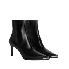 Shoes Png, Shoes Women, Aesthetic Grunge, Black Aesthetic, Dark Red, Vêtements Stylés, Black Ankle Boots, Ankle Boots, Black And Red