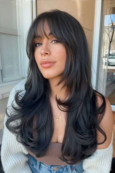 Butterfly Cut Fringe, Curtain Bang Haircut With Layers, Layered Butterfly Haircut With Bangs, Haircut Long Layers With Bangs, Butterfly Cut With Front Bangs, Bangs And Butterfly Cut, Butterfly Hair Cut With Bangs, Butterfly Cut Hair With Bangs, Butterfly With Bangs Haircut