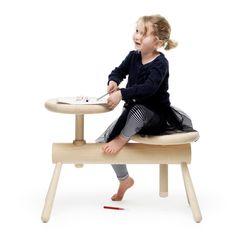Wooden bench collection modelled on piano stools by Mia Cullin Wooden Piano Stool, Piano Chair, Piano Chair Design, Music Stool, Music Bench, Piano Bench Design, Modern Wooden Children's Furniture, Adjustable Height Kids Furniture, Piano Seat