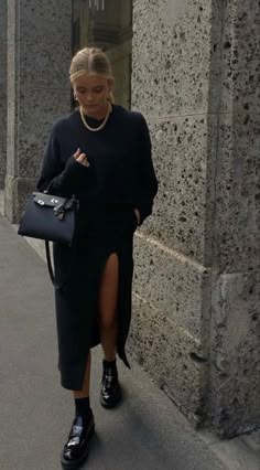 Sweater Dress And Loafers Outfit, Black Dress Loafers Outfit, Sweater Dress And Loafers, Black Skirt And Loafers Outfit, Sweater Dress With Loafers, Chic Oversized Long Sleeve Turtleneck, Sweater Dress Loafers, Chic Long Black Sweater Dress, Black Skirt With Loafers