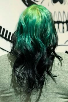 Reverse Ombré Hair, Black And Green Ombre Hair, Black Reverse Ombre Hair, Black Green Ombre Hair, Green And Black Fade, Black To Green Ombre Hair, Black Reverse Ombre, Reverse Ombre Hair Color, Black To Dark Green Ombre Hair