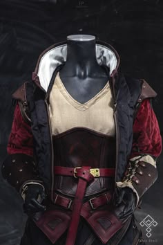 Larp Inspiration, Fantasy Rogue Clothing, Leather Armour Dnd, Bard Armor, Bard Aesthetic Outfit, Medieval Bard Outfit, Leather Armor Reference, Rouge Outfit Dnd, Bard Clothes