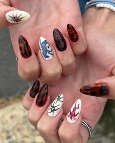 some more laura benson shtuff  plus tortoise shell LOVE Horse Nails Ideas, Horse Nail Art, Horse Nails, Cool Nail Designs, Funky Nails, Artistry Makeup, Nail Tech, Beauty Nails, Short Nails