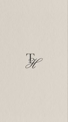 the letter f is written in cursive handwriting