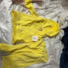 Yellow Juicy Couture Terry Suit - 50$ With Tags For 24 Months Cute Fitted Solid Color Sets, Casual Solid Color Playtime Set, Cute Fitted Sets, Playful Solid Color Cotton Sets, Playful Yellow Fitted Sets, Yellow Long Sleeve Winter Sets, Cute Solid Color Playwear Sets, Playful Fitted Yellow Sets, Fitted Yellow Playful Sets