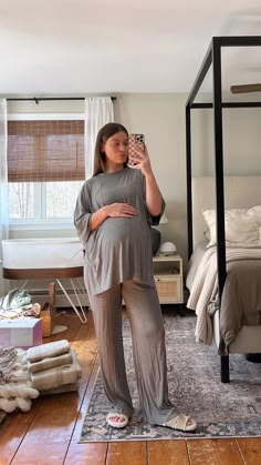 SARAH LAPIERRE (@_withsarah) • Instagram photos and videos Comfy Pregnancy Pajamas, Maternity Outfits Lounge, Christmas Pregnancy Outfit, Maternity Lounge Wear Summer, Plus Size Pregnancy Outfits, Maternity Outfits Plus Size, Pregnancy Lounge Outfit, Pregnant Lounge Outfits, Cute Maternity Lounge Wear