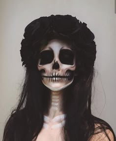 Creepy Skeleton Makeup, Creepy Skull Makeup, Skull Face Costume, Beautiful Skeleton Makeup, Realistic Skull Makeup, Skull Witch Makeup, Skeleton Witch Makeup, Skull Face Cosplay, Gothic Skeleton Makeup