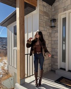 home for the holidays🏔️ Outfits With Brown Boots And Jeans, Fall Outfits Women Black Boots, Style With Cowboy Boots, Western Chic Women, Outfit With Long Brown Boots, Business Casual Cowboy Boots Women, High Boots Outfits, Winter Western Boots Outfit, Cowgirl Outfit Winter