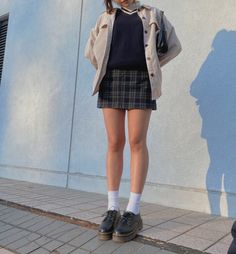 Y2k Preppy, 2000s Fashion Aesthetic, Y2k Outfits Aesthetic, Doc Martens Style, Fashion Aesthetics, Preppy Aesthetic, 2000s Fashion, Aesthetic Outfits, Outfits Aesthetic