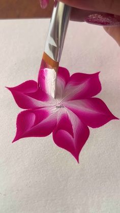 Easy Cute Paintings On Canvas Simple, Acrylic Paint Flowers Easy, Free Hand Painting, Flowers Composition, Acrylic Flowers Easy, Flower Composition, Single Pink Flower Painting, Floral Acrylic Painting Tutorial, Simple Acrylic Flowers