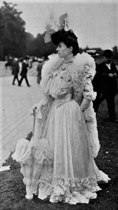 1900s Fashion Aesthetic, 1900 Aesthetic, 1905 Style, 1904 Womens Fashion, 1900s Women, 1905 Fashion Women, Fashion In 1903, Fashion 1900-1910, 1904 Fashion