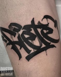Tag Tattoo, Graffiti Letter Tattoo, Tattoo Font Graffiti, Tagging Tattoo, Street Font Tattoo, Graffiti Writing Tattoo, Negative Graffiti Tattoo, Black Graffiti Tattoo, Graffiti Type Tattoo