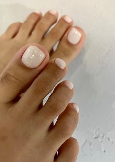 Ongles De Mariée, Toe Nail Color, Gel Toe Nails, Subtle Nails, Casual Nails, Nailed It, Neutral Nails, Classy Nails, Fire Nails