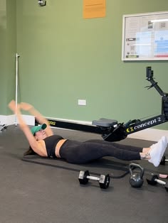 FULL BODY CIRCUIT
WORKOUT you can do at the Gym 🏋🏻‍♀️ or at Home 🏠

40s ON / 20s OFF | 4-5 rounds 🔥

CIRCUIT 1.
• KB Swings
• Thrusters
• V-sits

CIRCUIT 2.
• Reverse Lunge (each side)
• ALT Snatches
• Sit ups

CIRCUIT 3.
Burpees
Plank dips
Row

#fullbodycircuit #circuittraining #sweatworkout #dumbellworkout #fitnessmotivation