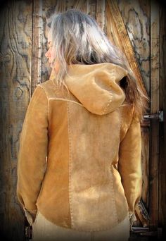 Buck Skin Clothing, Buckskin Jacket Pattern, Buckskin Coat Pattern, Mountain Man Deer Hide Pouch, Deer Hide Neck Pouch, Bison Hide Clothing, Deer Hide Clothing, Diy Deerskin Possibles Pouch, Buckskin Jacket