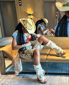 #CowboyCarter is officially on the road & one thing we love about Beyonce’s concerts is that there’s always an outfit theme. 🐎  Don’t forget to tag us! Beyonce Cowboy Carter Style, Cowboy Carter Outfit Beyonce, Cowgirl Outfits Black Women Summer, Beyonce Cowboy Carter Outfit, Cowboy Carter, Cowboy Outfits Black Women, India Love Cowgirl Outfit, Beyonce Cowboy Carter Aesthetic, Beyonce Outfits Cowboy Carter