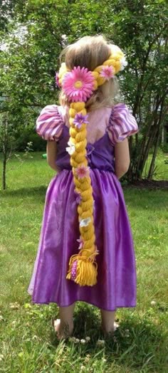 How To Do Rapunzel Hair, How To Make Rapunzel Hair, Rapunzel Hair For Kids, Princess Rapunzel Braid, Rapunzel Hair Diy, Diy Rapunzel Hair, Rapunzel Wig For Kids, Rapunzel Blanket, Tangled Rapunzel Hair Braids