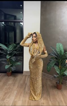 Hood Prom Dress, Arabian Nights Prom Dress Ideas, Sleeve Prom Dress, Met Gala Inspired Dresses, Prom Dress With Headpiece, Prom Dresses With Head Cover, Prom Dress With Hood, Prom Dresses With Hood, Prom Dresses Arabian Nights