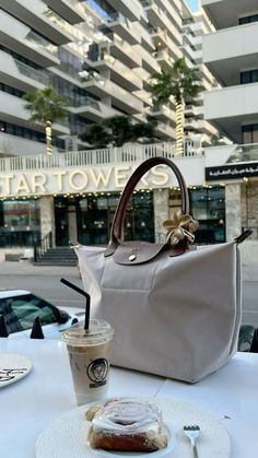 Bags Like Longchamp, Longchamp Aesthetic Bag, Bags Longchamp, Longchamp School Bag Aesthetic, Mocha Longchamp, Longchamp Bag Aesthetic, White Longchamp, Beige Longchamp Bag, Cream Longchamp Bag