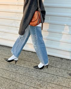 Kitten heels socks with heels chloe bag vintage style thrifted outfit fall fashion winter aesthetic denim vintage levis fit details outfit inspiration shoe inspo Heels To Wear In Winter, Low Heel Outfit, Vintage Shoes Outfit, Heel Pumps Outfit, Casual Heels Outfit Winter, Fall Outfits With Heels, Slip On Heels Outfit, Pump Heels Outfit, Small Heels Outfit
