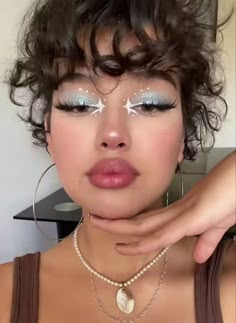 Rave Makeup Inspiration, Makeup Ideas Rave, Rave Inspo Makeup, Rave Aesthetic Makeup, Cute Rave Makeup, Makeup Ideas Art, Makeup Looks For Raves, Makeup Art Creative, Over The Top Makeup