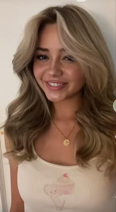 Estilos De Corte De Pelo Largo, Cute Haircuts, Dirty Blonde Hair, Hair Inspiration Long, Hairstyles For Layered Hair, Girl Haircuts, Blonde Hair Inspiration, Haircuts Straight Hair, Haircuts For Medium Hair