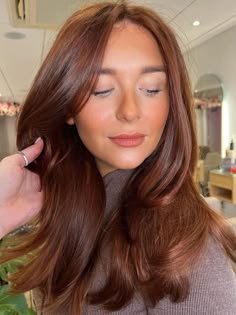 Deep Warm Brown Hair Color, Auburn Chestnut Hair, Chestnut Copper Brown Hair, Red Hair For Fair Skin Green Eyes, Chestnut Auburn Hair, Auburn Brunette Hair Reddish Brown, Red Hair For Brunettes, Copper Hair For Neutral Skin Tone, Auburn Hair Color Brown