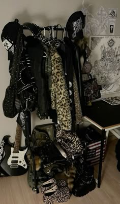 a room filled with lots of black and white items