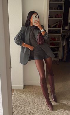 Sock Boots Outfits, Style Tall Boots, Dark Brown Knee Boots Outfit, Dark Brown Knee High Boots Outfit, Mahogany Boots Outfit, Wine Boots Outfit, Cherry Boots Outfit, Grey Outfit With Brown Boots, Maroon Boots Outfit