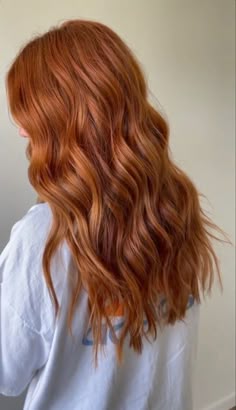 Red Hair Ginger Copper, Light Cowboy Copper Hair, Cowboy Copper Hair Inspo, Aesthetic Copper Hair, Ginger Red Hair, Ginger Hair On Brown Hair, Cowgirl Ginger Hair, Light Ginger Hair Copper Natural Red, Copper Hair Inspo Aesthetic