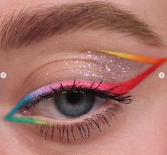Pride Eyeliner Looks, Pride Makeup Eyeliner, Rainbow Eyeliner Looks, Pride Eyeliner, Nyx Colorful Eyeliner, Rainbow Liner Makeup, Makeup Pride, Pride Graphic Liner, Graphic Eyeliner Ideas Colorful