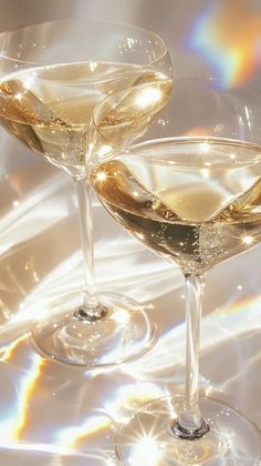 Aesthetic champagne glasses beverage drinks wine. | free image by rawpixel.com / Ning Champagne Celebrations, Fancy Champagne, Champagne Theme, Beige Party Aesthetic, Champagne Background, Champagne Background Aesthetic, Gold Champagne, Champagne Wallpaper Aesthetic, Champagne Glass