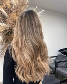 Balayage Hair Bronde, Balayage On Long Hair, Blonde Hair Inspired, Long Blonde Balayage, Color Balayage, Blond Hair Balayage, Dirty Blonde Hair Balayage, Blonde Hair Balayage, Wella Bronde