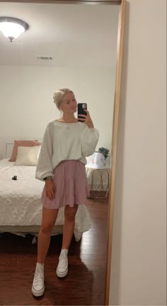 Cute Outfit With Long Skirt, Knitted Sweaters With Skirt, Cute Outfits Work, Layers Summer Outfits, Dressy Casual Outfits Summer, Modest Teen Outfits Summer, Preppy Outfits Modest, Spring Outfits For Church, Simple Easter Outfit Women