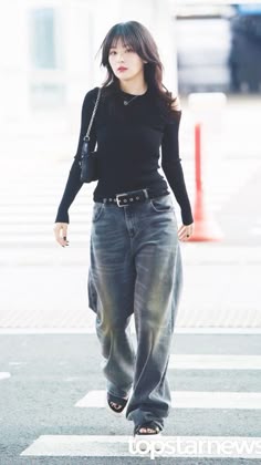 [🐻📸] Seulgi ig update #SEULGI #REDVELVET Seulgi Outfit Ideas, Seulgi Style, Seulgi Outfit, Red Velvet Seulgi Outfits, Seulgi Fashion, Seulgi Fashion Style, Seulgi Casual Outfit, Seulgi Street Styles, Seulgi Boyish Style