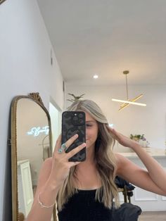 Bright blonde with dark brown underneath #blondehair #brownunderneath #hairinspo Highlights With Brown Underneath, Brunette Hair With Peekaboo Blonde, Brown Into Blonde, Dark Brown Hair Dyed Blonde, Half Highlight, Blonde Hair Going Darker, Blonde With Black Hair Underneath, Blonde Hair With Dark Peekaboo, Hair Inspo Color Peekaboo