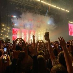 🌊August Vision Board🌊 When I think about August, I feel super excited because at the end of this month…is my bachelorette weekend!!! All this month I am working on making time and space for myself to relax amidst all the bachelorette and wedding planning that will be taking over this month. Lots of time with friends, music, and reading are hopefully also on my agenda! Vision Board Night With Friends, Concert For Vision Board, Concert Vision Board, 2024 Vision Board Concert, Concert Friends Aesthetic, Vision Board Pictures Concert, Vision Board Photos Concert, Friends Concert Aesthetic, Concerts Vision Board